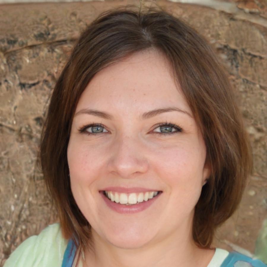 Dra. Elena Vásquez, especialista en meditación para trauma emocional